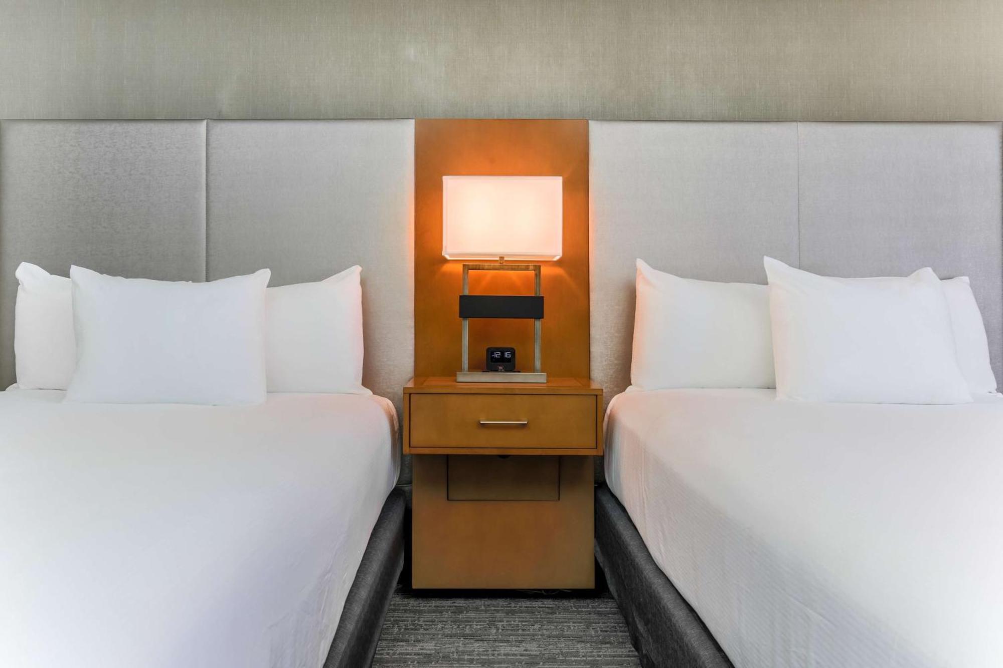 Hotel Doubletree By Hilton Atlanta Airport College Park Zewnętrze zdjęcie