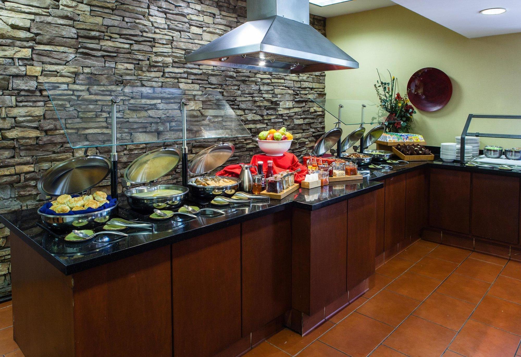 Hotel Doubletree By Hilton Atlanta Airport College Park Zewnętrze zdjęcie