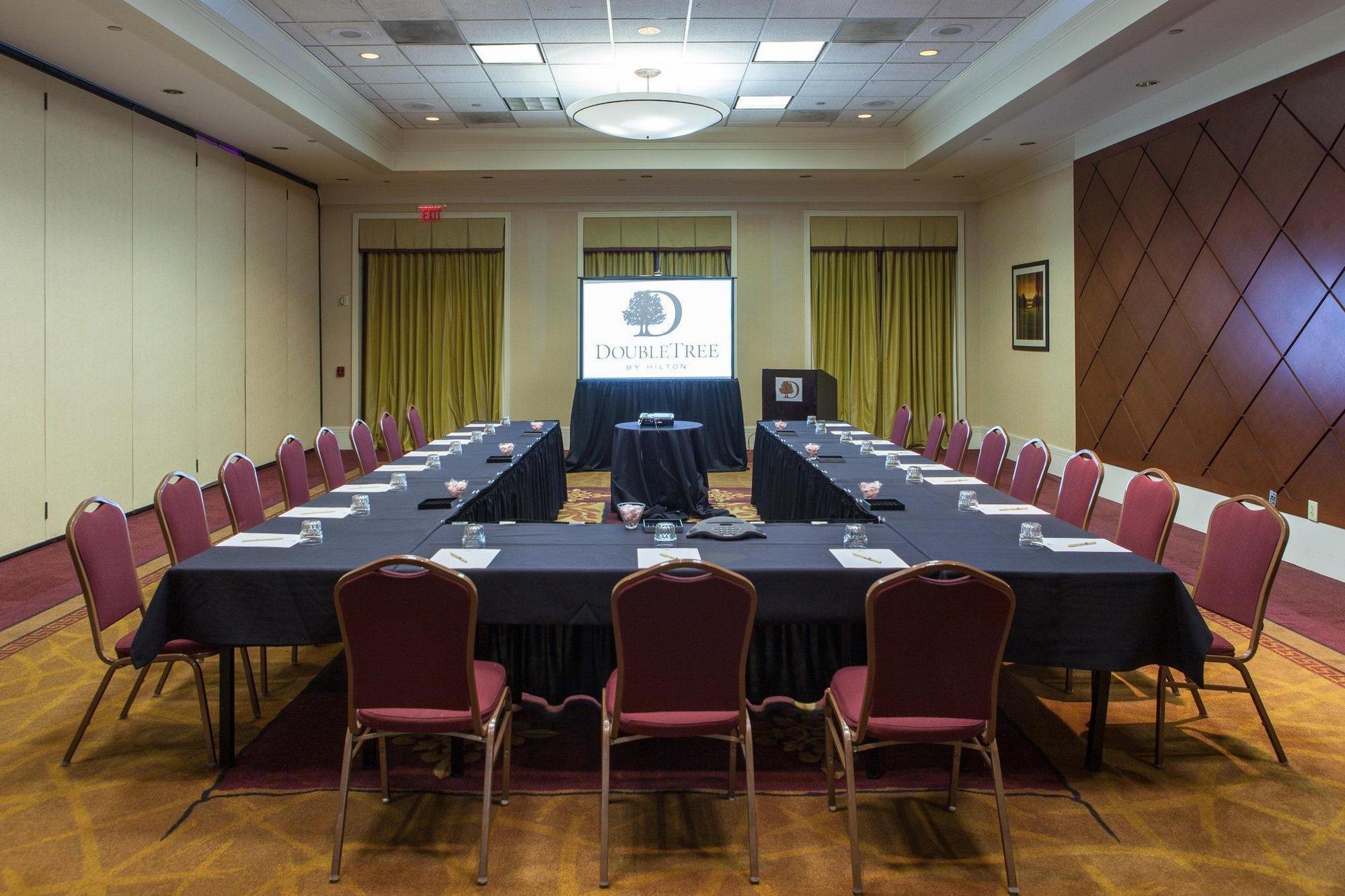Hotel Doubletree By Hilton Atlanta Airport College Park Zewnętrze zdjęcie
